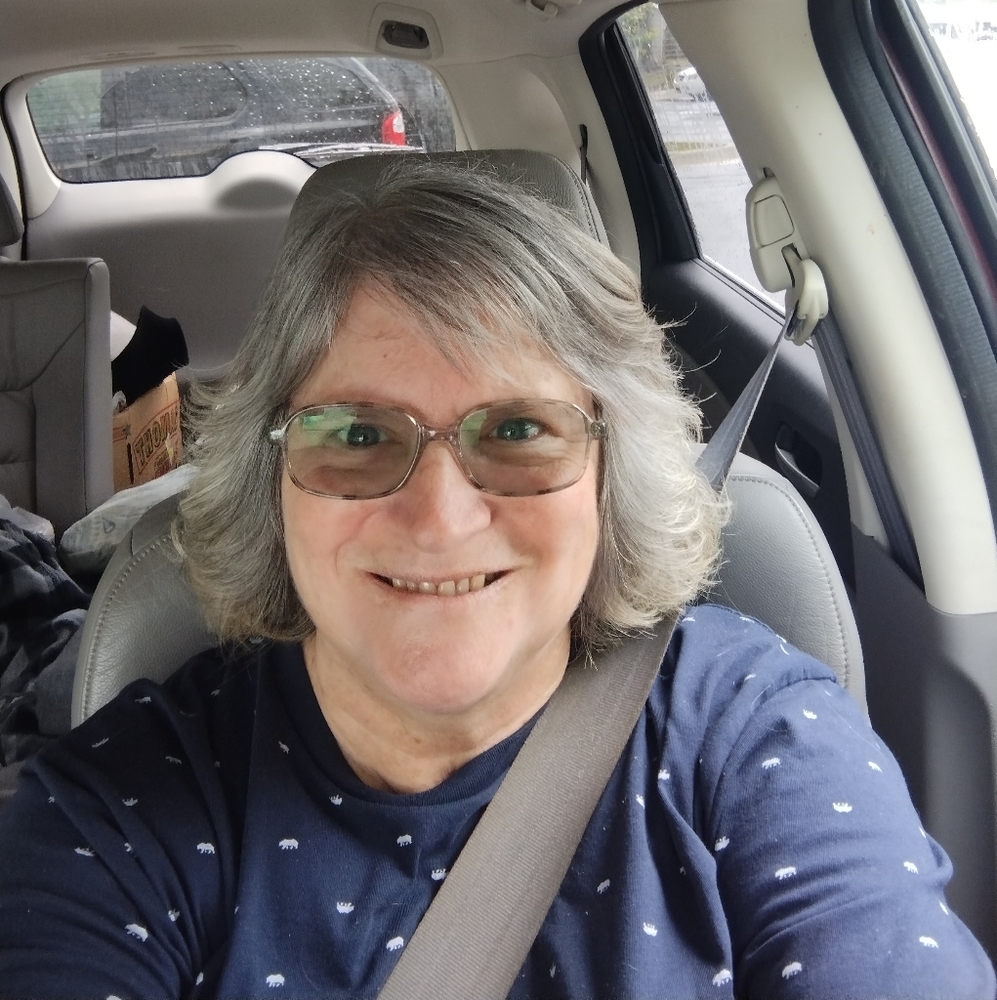 Meet your Posher, Linda
